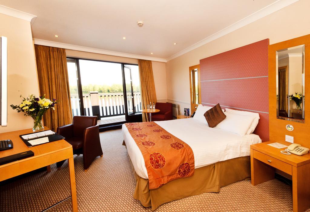Reading Lake Hotel Zimmer foto